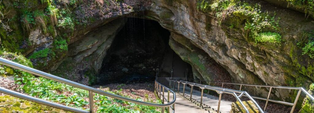 Exploring Mammoth Cave National Park: A Guide for RV Travelers